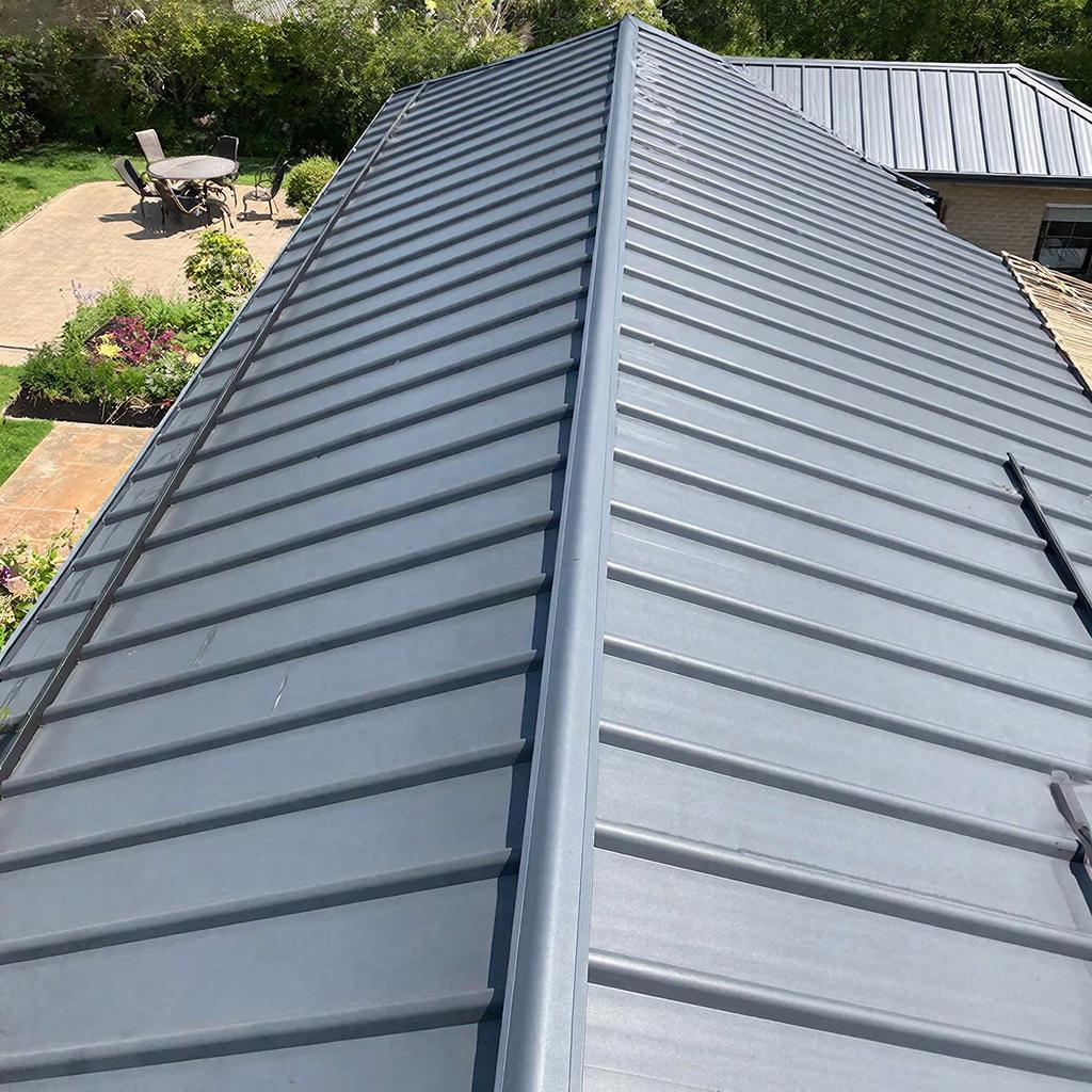 Новая крыша из профильных листов